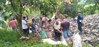 Usep Suhendar, Kades Ciapus Cepat Tanggap Dengan Keluh Kesah Warga Terkait Permasalahan Sampah